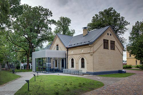 Rīgas Stradiņa universitātes vēsturiskā staļļa pārbūve par muzeja ēku